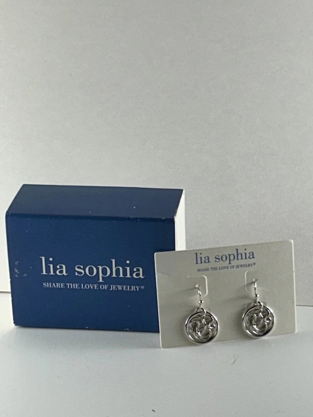 Lia Sophia NWOT Entwined Circle Silver Drop Earrings Women’s Jewelry - Picture 2 of 3
